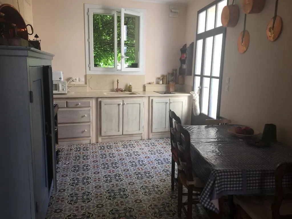 Maison De Ville Provencale Tarascon 13150 Holiday home