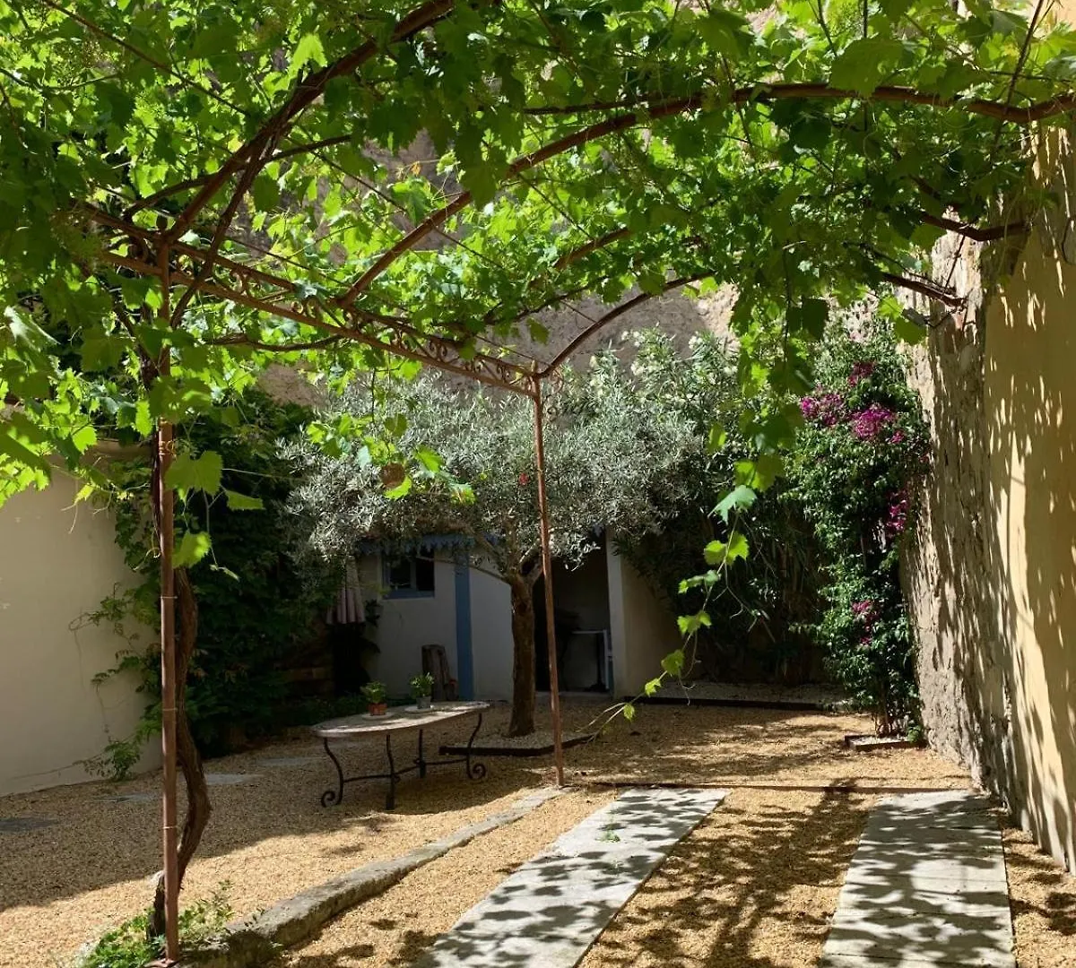 Maison De Ville Provencale Tarascon 13150