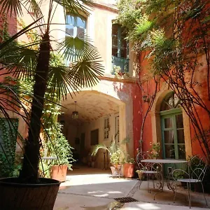 Bed & Breakfast Rue Du Chateau, Tarascon